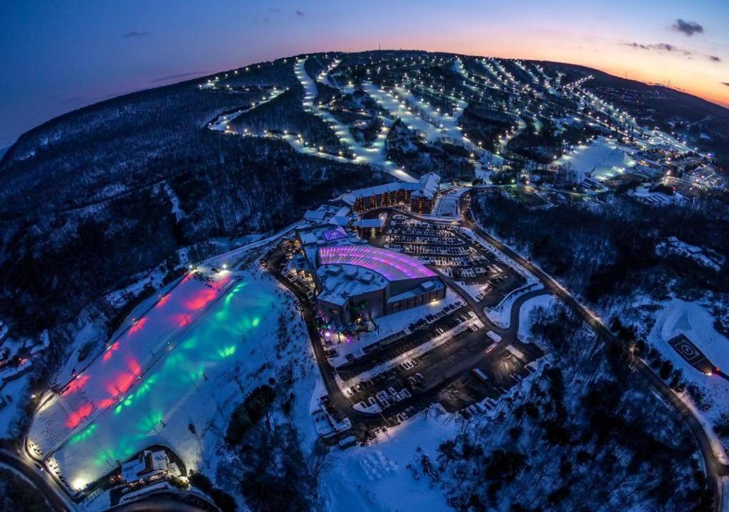 Camelback Waterpark Pool-Hot Tub-Sauna-Kayak Tannersville Exterior photo